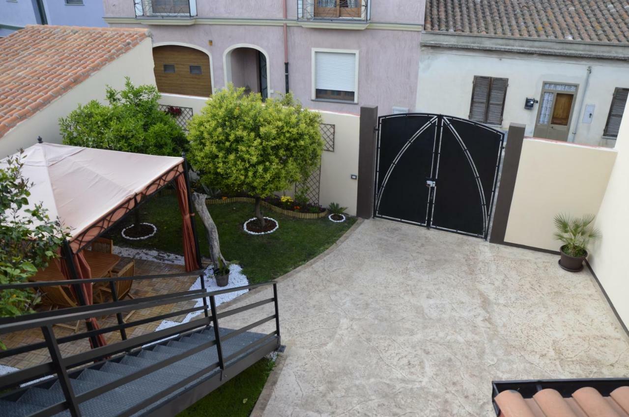 Artista B&B Càbras Exterior foto